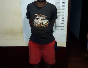 Detienen a hombre que quiso robarle a anciana