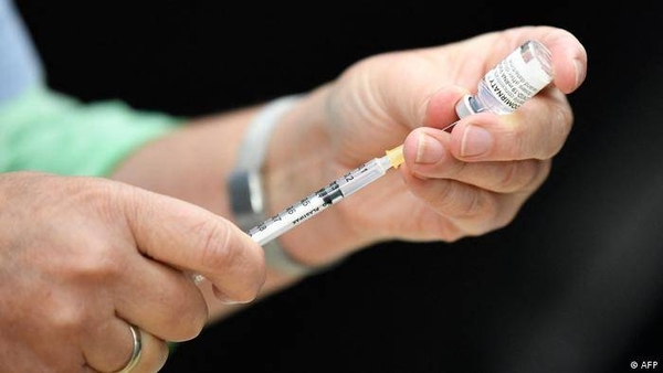 Diario HOY | Paraguay adquirió un millón de dosis de la Pfizer pediátrica para vacunar a niños