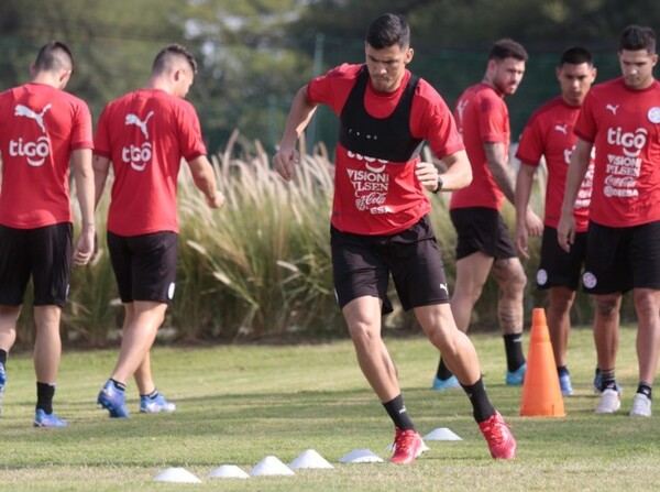 Último entrenamiento para enfrentar a Brasil - APF