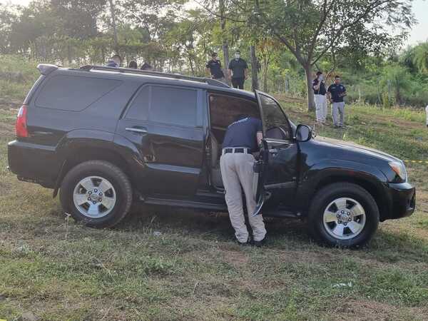 Hallan cargadores de armas en camioneta de fallecido en festival