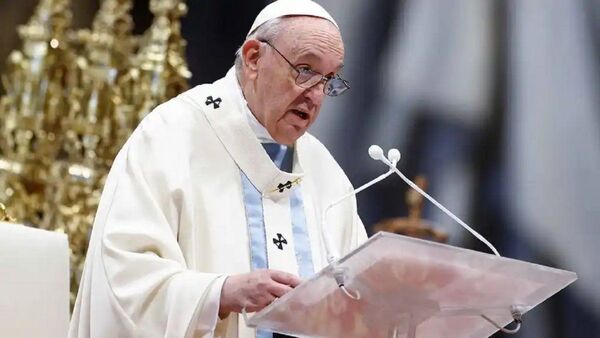 El Papa afirma que pagar impuestos es señal de legalidad y justicia