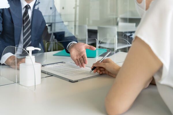 Reglamentan Ley que permite a las SA adecuarse al nuevo régimen especial de reconducción - MarketData