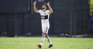 El fútbol paraguayo abraza a 'Tito' Torres