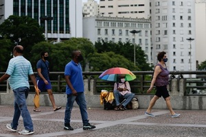 Brasil creó 2,7 millones de empleos nuevos en 2021 y ve señal de recuperación - MarketData