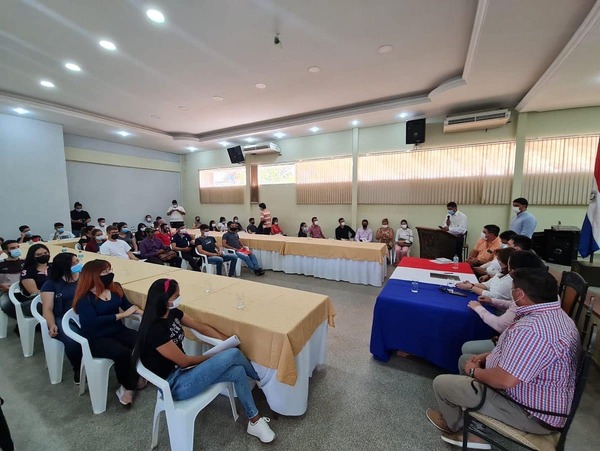 Proyectan la construcción de 22 Plazas Deportivas en Caaguazú - ADN Digital
