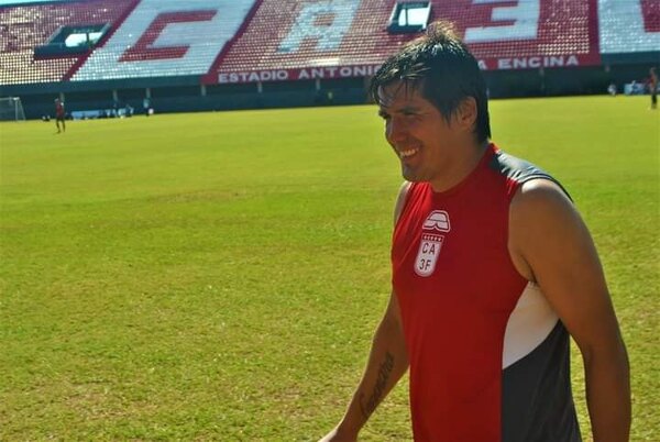 Fidencio Oviedo, de la Liga Hernandariense a un club capitalino