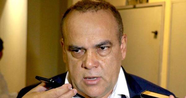 La Nación / El Ministerio del Interior solo sirve para garrote político, dijo Bachi Núñez