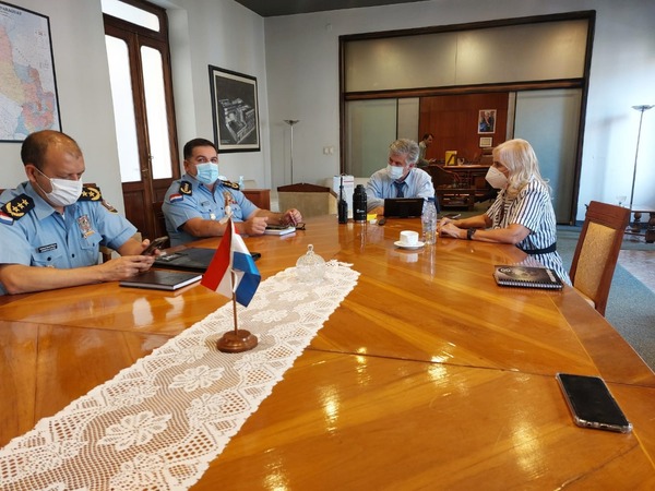 Reunión clave en Palacio de López