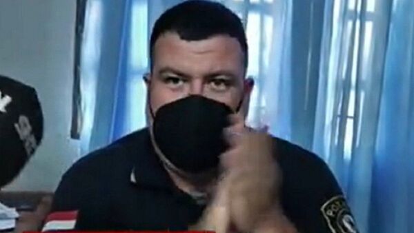 Policía que borró orden de captura dice que fue "un error"