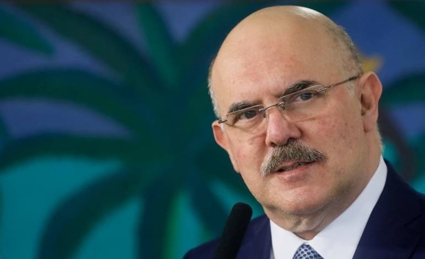 Diario HOY | La Fiscalía acusa al ministro de Educación brasileño de homofobia