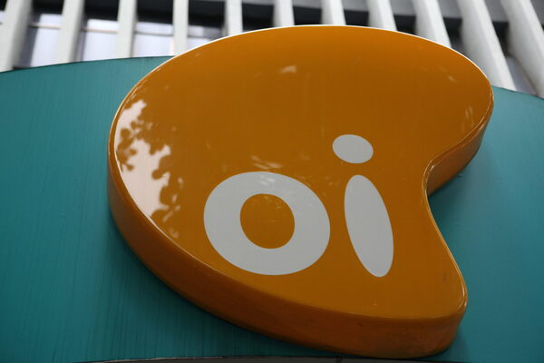 El regulador brasileño aprueba la venta de activos de Oi a Tim, Telefónica y Claro - MarketData