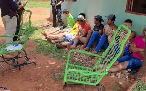 Allanan aguantadero y detienen a cuatro delincuentes