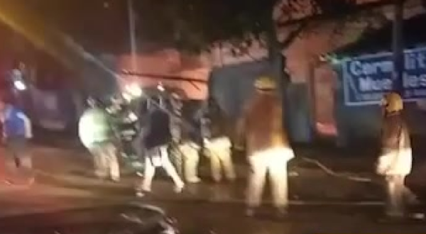 Siniestro en Barrio Obrero: Carpintería fue consumida por las llamas - C9N