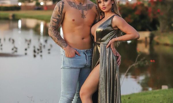 Otra más de Jean y su novia: ¡Mirá el escote de ella!