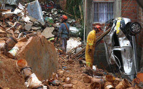 Brasil: Fuertes lluvias en San Pablo provocaron la muerte de 24 personas