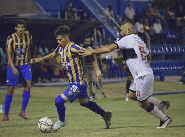 Crónica / El juvenil Aldo Parra chutará en el fútbol árabe