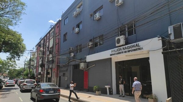 Allanan oficina de informática de la Policía Nacional | Noticias Paraguay