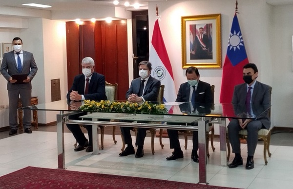Paraguay recibe donación de casi US$ 7 millones para obras de 3 Bocas y construcción de viviendas
