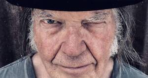 La Nación / Punto para Neil Young: Spotify combatirá desinformación sobre COVID