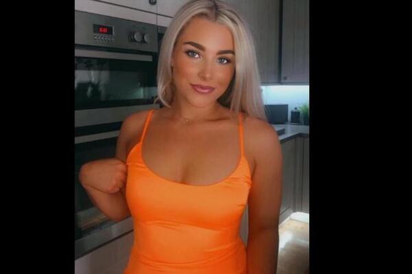 Futbolista se quedó sin equipo y decidió abrir una cuenta en OnlyFans donde ya recaudó más de medio millón de dólares