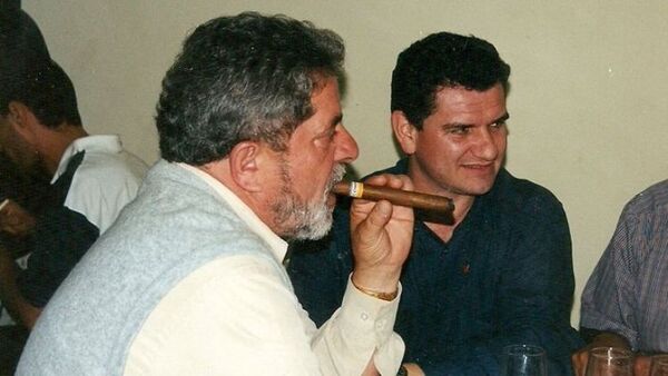 Revelan que Lula aceptó tabacos como garantía de préstamo al castrismo