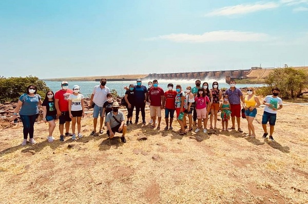 Más de 2.600 visitas optaron por recorrer los circuitos turísticos de Yacyretá, en el mes de enero