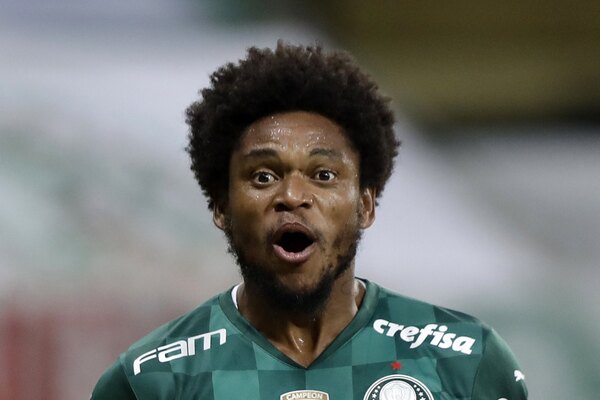 ¿Negociará con Cerro? Luiz Adriano rescinde contrato con Palmeiras