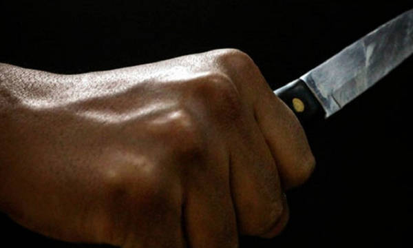 Clavó a su madre en el brazo tras una discusión entre hermanos - OviedoPress