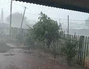 Breve temporal dañó varias casas en asentamientro | Radio Regional 660 AM