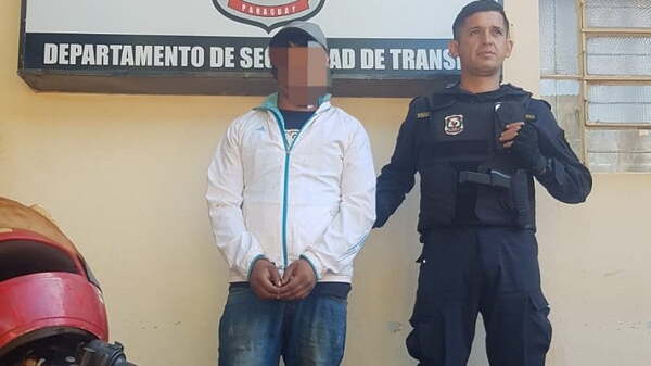 Huyó de una barrera policial, fue perseguido y resultó preso - Noticiero Paraguay