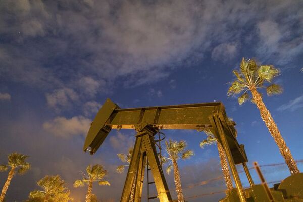 El petróleo Brent baja un 0,09 %, hasta 89,18 dólares - Mundo - ABC Color