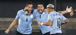 Uruguay, en franca lucha por un cupo al Mundial tras golear (4-1) a Venezuela