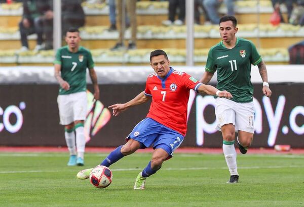 Chile gana en Bolivia y recupera  ilusión - Fútbol - ABC Color