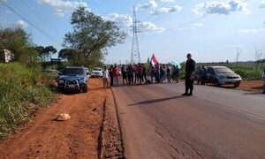 Península, una comunidad aislada por falta de caminos de todo tiempo