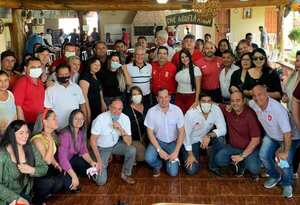 Causa enojo paso de Nelson Cano a Fuerza Colorada y lo tildan de traidor - La Clave
