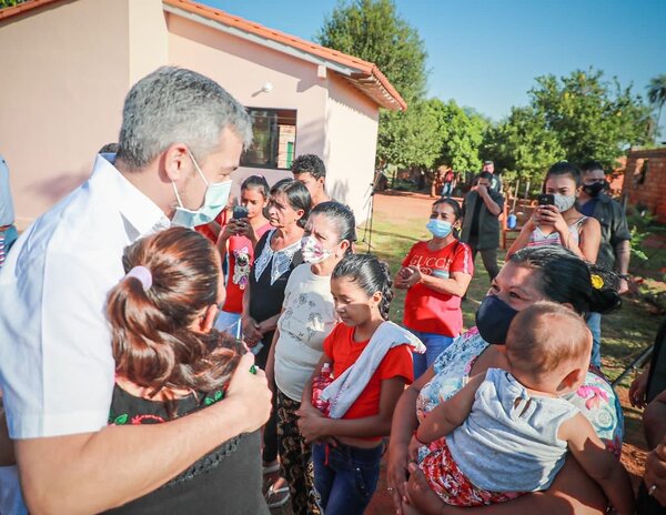 Mario Abdo entrega viviendas sociales en Itauguá y Capiatá | OnLivePy