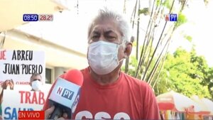 Fuertes protestas de asegurados de IPS frente a la caja central | Noticias Paraguay