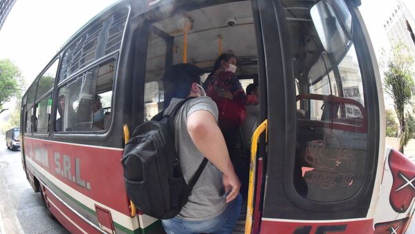 Empresas piden pasajes de G. 3.575 y G. 4.946 para buses de Asunción