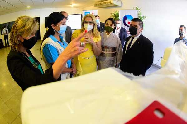 Refrigeradores de ultra frío serán distribuidos en siete regiones sanitarias del país - .::Agencia IP::.