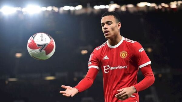 Greenwood sale en libertad bajo fianza
