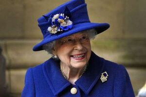 La reina Isabel II cumple 70 años en el trono el domingo