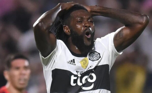 Adebayor demandó a Olimpia por unos US$ 500.000 - Noticiero Paraguay