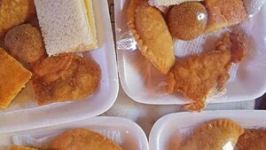 Doñas superaron crisis vendiendo bocaditos