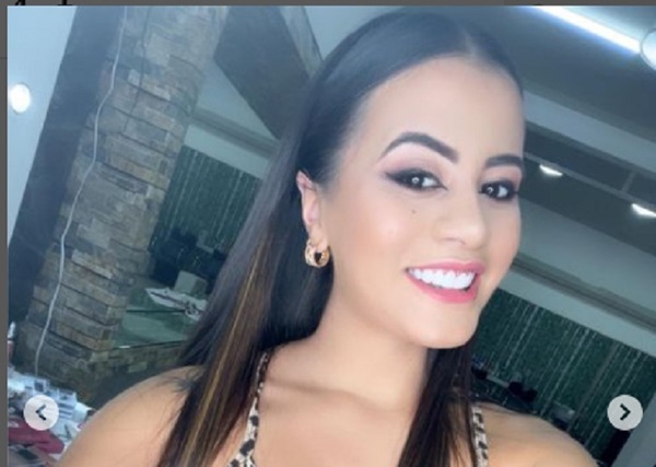 Alejandra Beltrán es una flamante auxiliar de despachante de aduanas - Te Cuento Paraguay