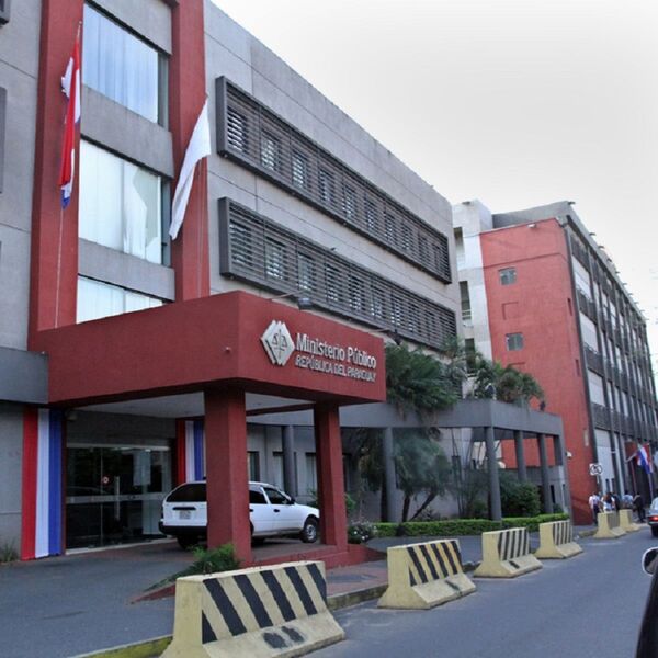 Imputan a policías que alteraron datos en el sistema informático - ADN Digital