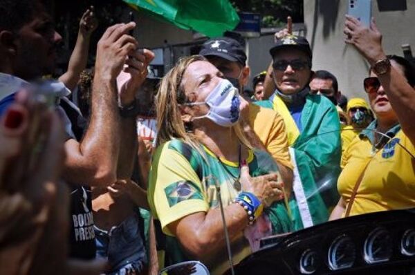Covid-19: Brasil registra 893 muertes en 24 horas