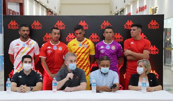 Presentación de las nuevas camisetas del General - General Caballero JLM - ABC Color