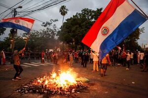 Paraguay: El país que nadie quiere para sus hijos - El Independiente