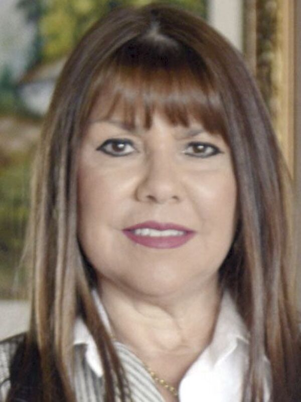 Diputada pide a Cartes que explique 16.800 kilos de droga que cayeron en su propiedad en el 2003 - Nacionales - ABC Color
