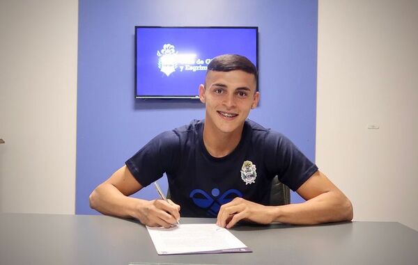 Es oficial: Ramón Sosa firmó con Gimnasia La Plata hasta 2024 - Olimpia - ABC Color